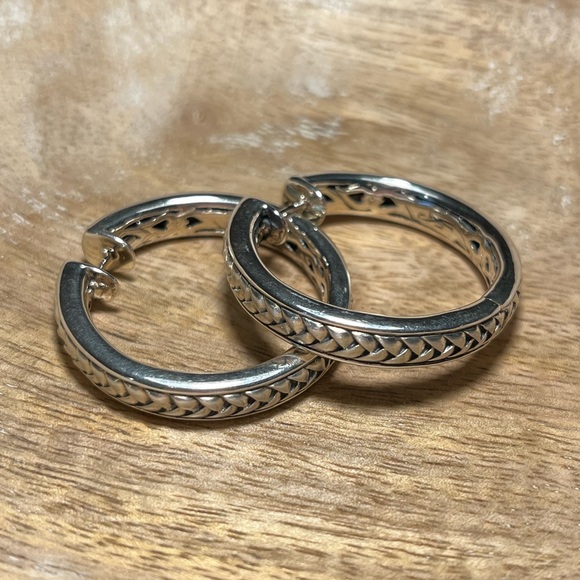 *SOLD* Scott Kay Basket Weave Hoop 925 Sterling Silver Earrings - Picture 2 of 16